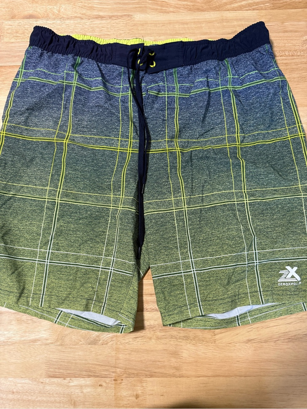 Men’s Zeroxposur Swim Trunks XL Green Blue Plaid Board Shorts Zip Pocket